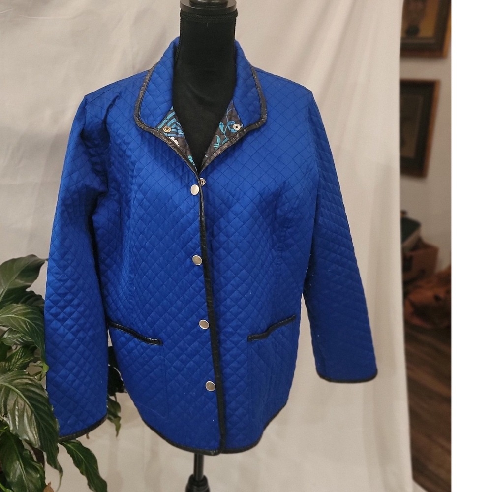 Chicos Royal Blue Quilted Snap Front Jacket Floral Lining Faux Leather Trim Sz 3
